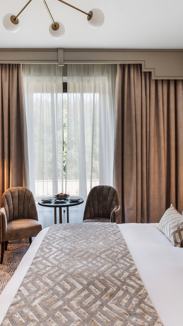 Classic Double Crossbasket 4